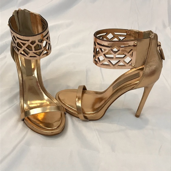 gold heels size 6